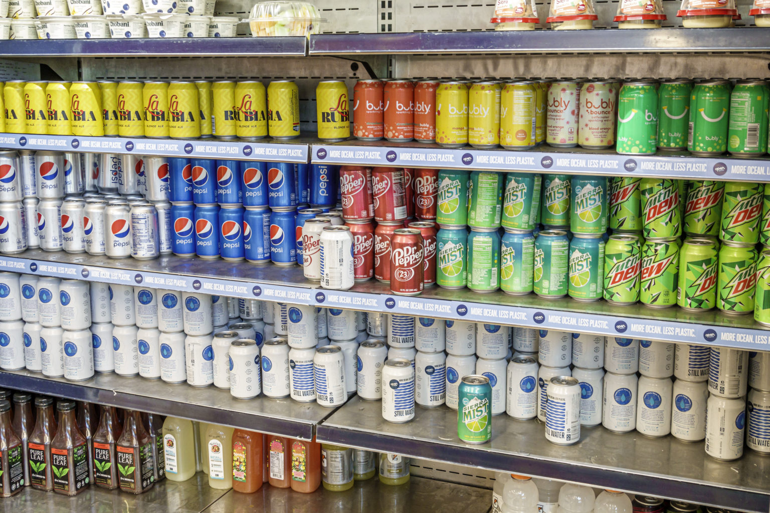 Trước đ&oacute;,&nbsp;PepsiCo đ&atilde; ra mắt soda chanh Sierra Mist v&agrave;o năm 1999.