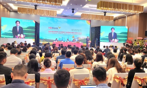 HDBank sẽ mua lại một công ty chứng khoán, nhận chuyển giao bắt buộc một ngân hàng trong năm 2023