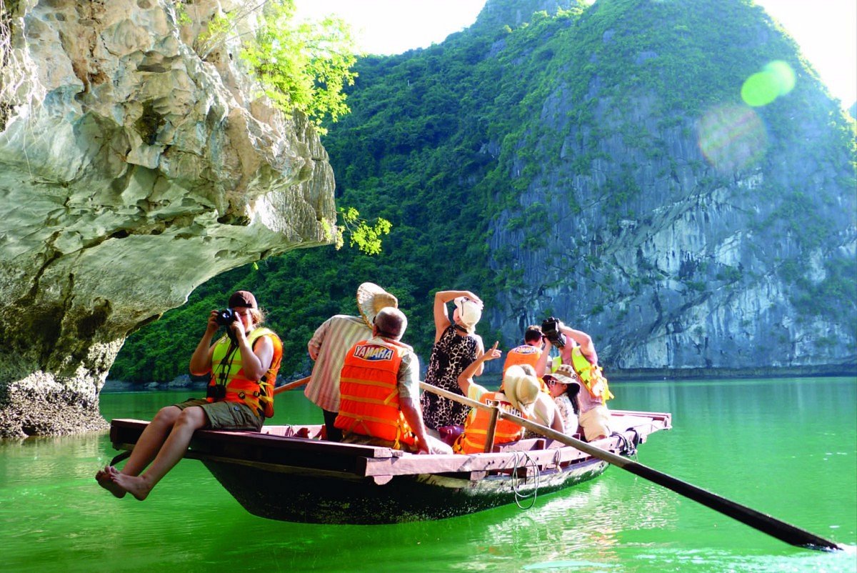 Ngành du lịch đặt mục tiêu phục vụ 8 triệu lượt khách quốc tế trong năm 2023.