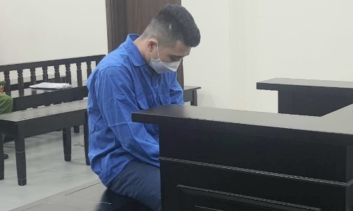 Giám đốc chiếm đoạt tiền đặt cọc vé máy bay quốc tế