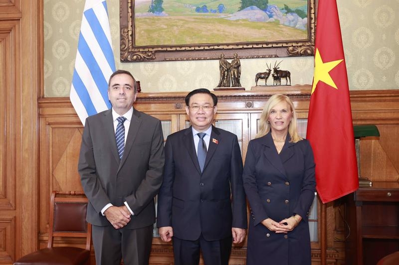 NA Chairman: Vietnam & Uruguay should further boost trade ties