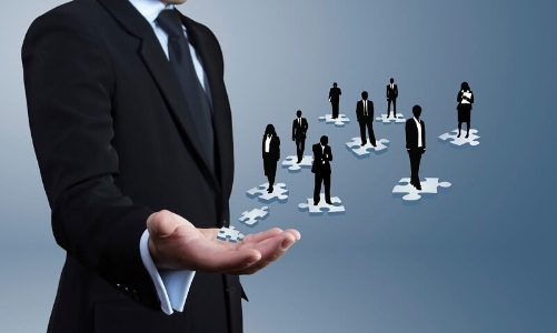 Thu hút nhân tài không chỉ cần lương cao