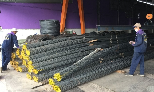 Thép xây dựng tiếp tục giảm giá