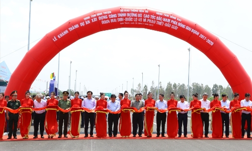 Khánh thành hơn 150km hai đoạn cao tốc Bắc - Nam, mở ra không gian phát triển mới