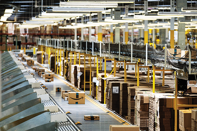 Hiện&nbsp;c&oacute; nhiều s&agrave;n thương mại điện tử quốc tế hỗ trợ doanh nghiệp Việt Nam b&aacute;n h&agrave;ng xuy&ecirc;n bi&ecirc;n giới.