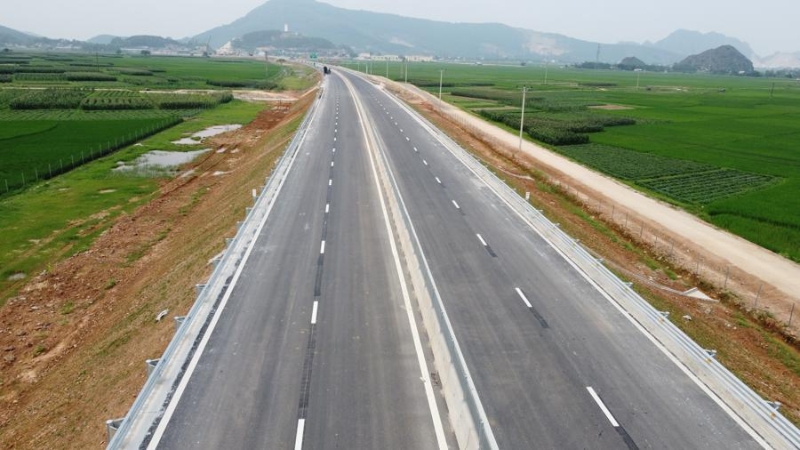 Two sections of North-South Expressway opened to traffic