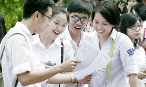 Nhiều trường đại học công bố điểm chuẩn học bạ