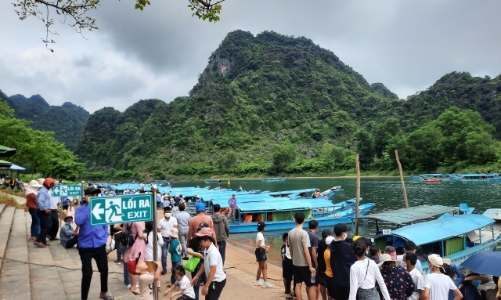 Phong Nha – Kẻ Bàng đón 27.000 lượt khách du lịch trong dịp nghỉ lễ