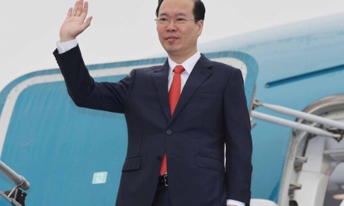 Chủ tịch nước Võ Văn Thưởng lên đường dự Lễ đăng quang của Nhà vua Anh Charles III