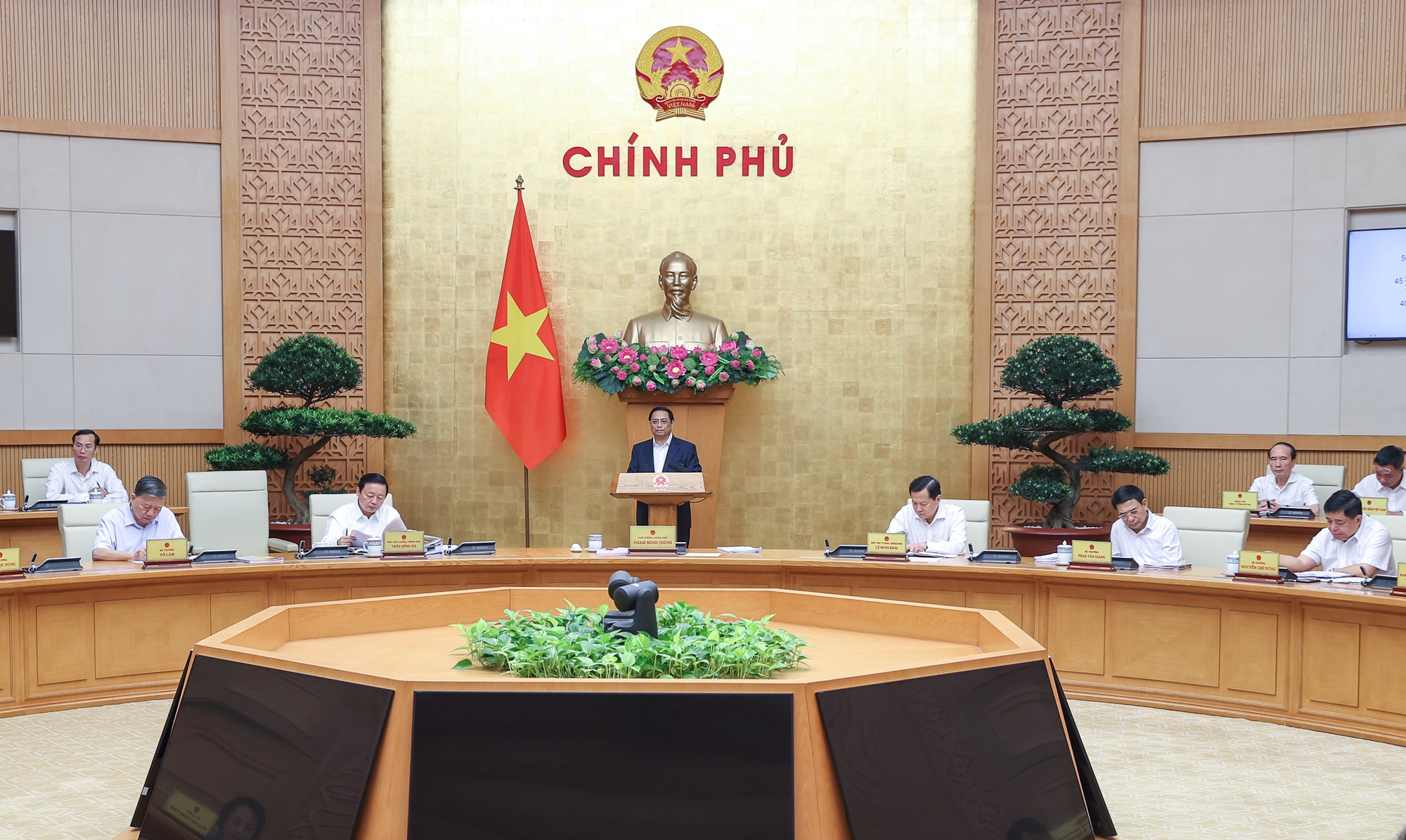 Toàn cảnh phiên họp - Ảnh: VGP