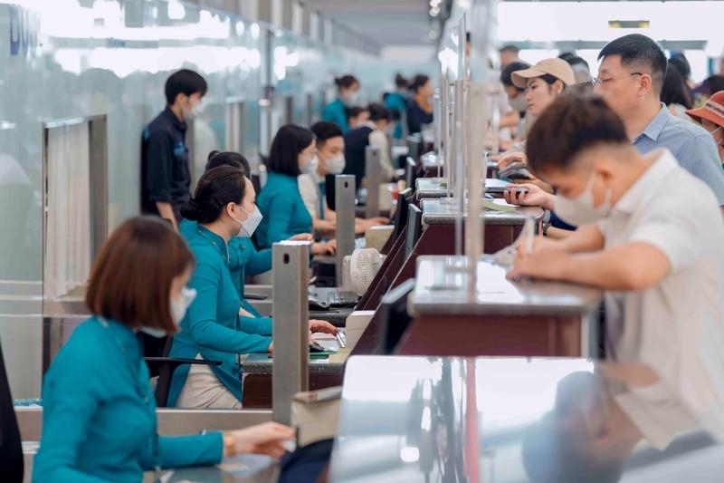 Hanoi & HCMC airports welcome 1.2mln passengers during holidays