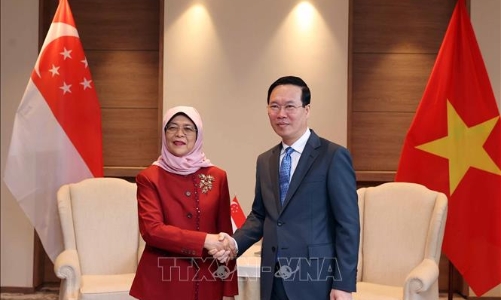 Chủ tịch nước tiếp xúc song phương nhân dịp dự Lễ Đăng quang của Nhà vua Anh Charles III