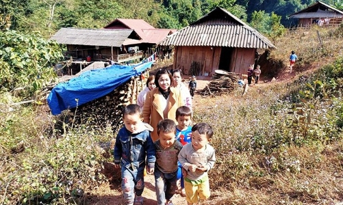 Hỗ trợ làm nhà đại đoàn kết cho hộ nghèo tỉnh Điện Biên