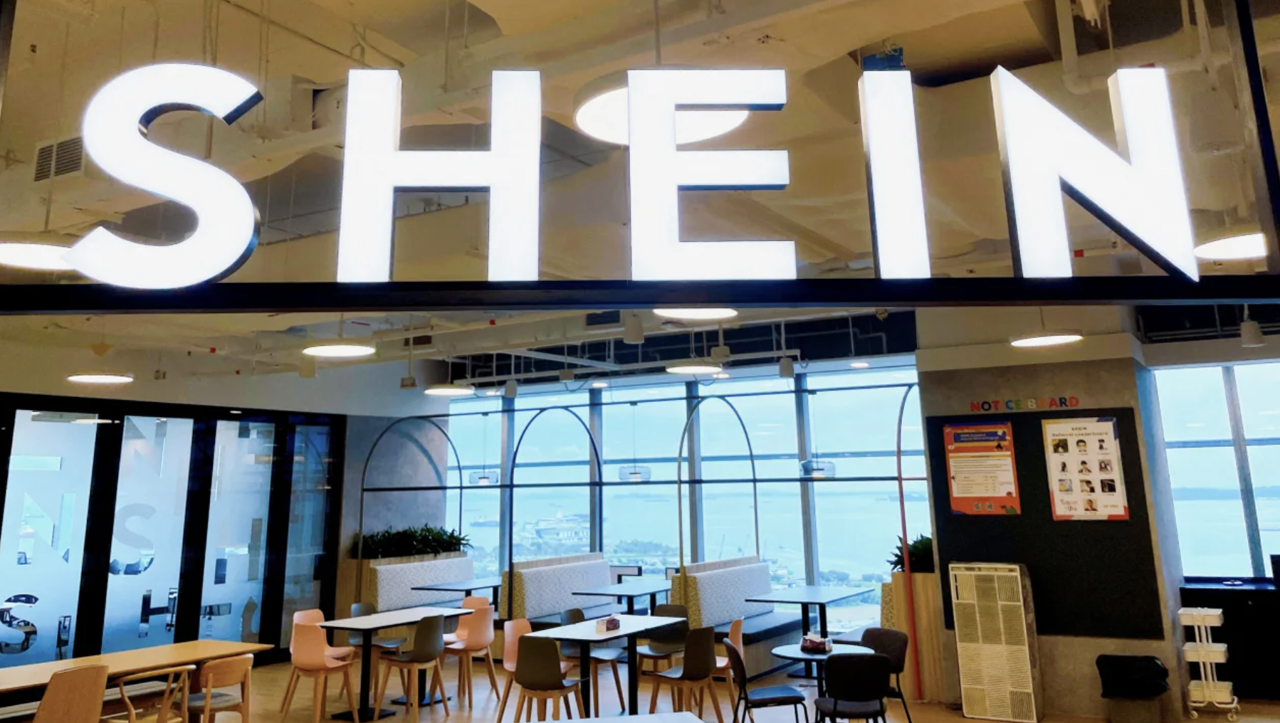Văn ph&ograve;ng của Shein ở Singapore - Ảnh: Reuters.