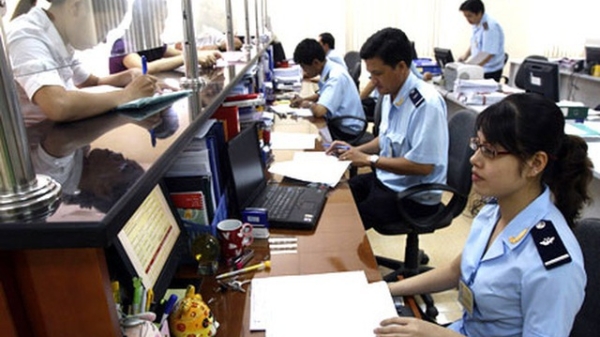 Thu ngân sách 4 tháng đầu năm toàn ngành hải quan giảm 18%