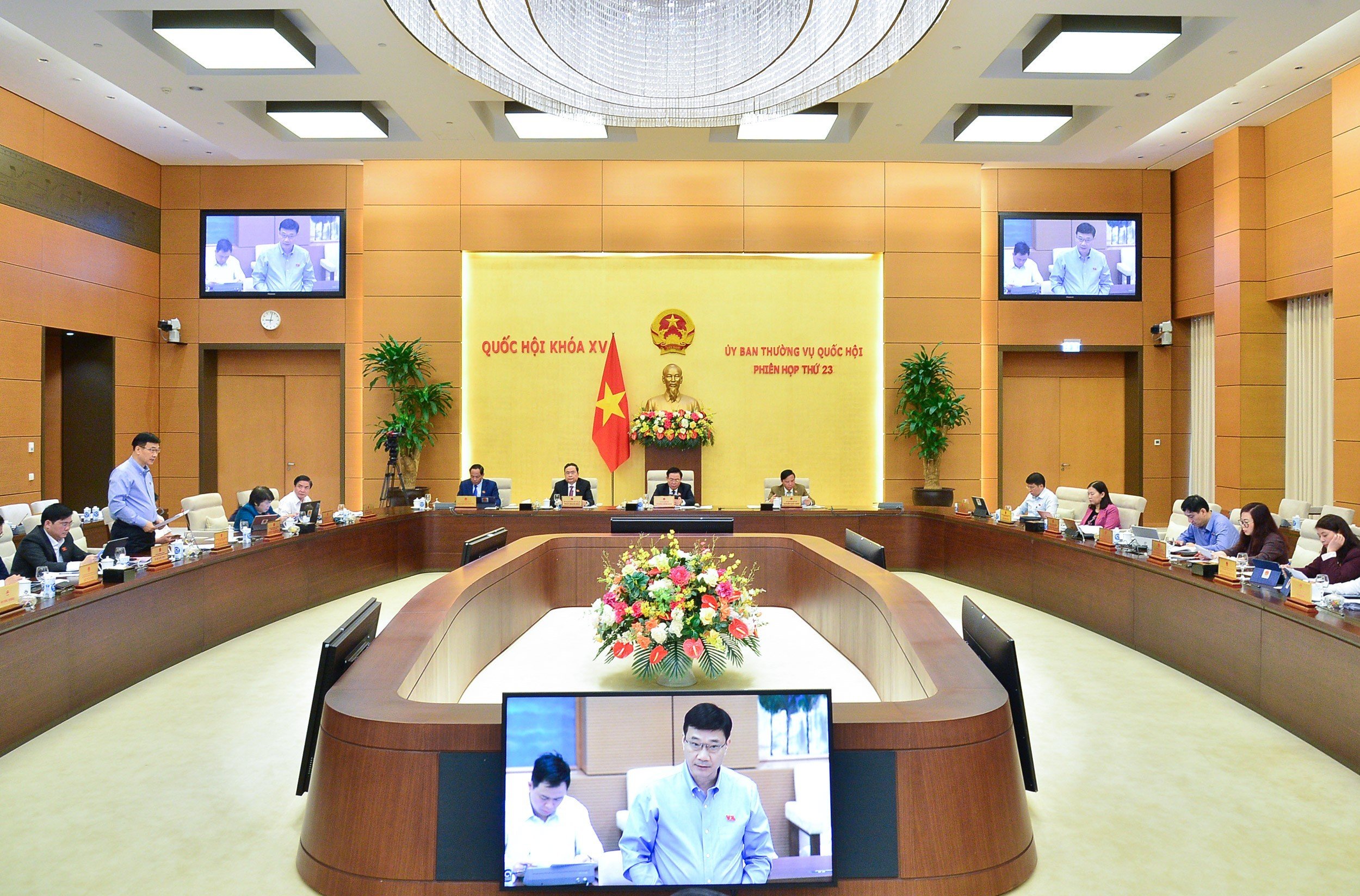Toàn cảnh phiên họp. Ảnh: Quochoi.vn.