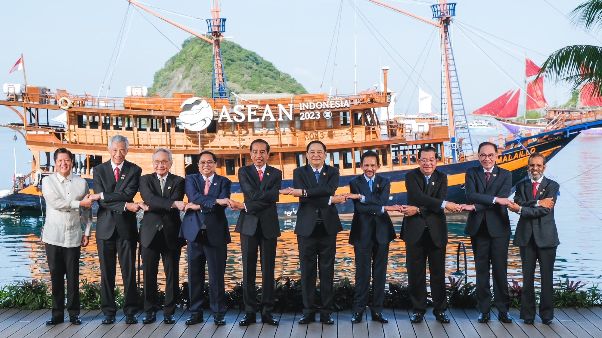 Thủ tướng Phạm Minh Chính cùng lãnh đạo các nước ASEAN tham dự Hội nghị Cấp cao ASEAN 42 - Ảnh: VGP.