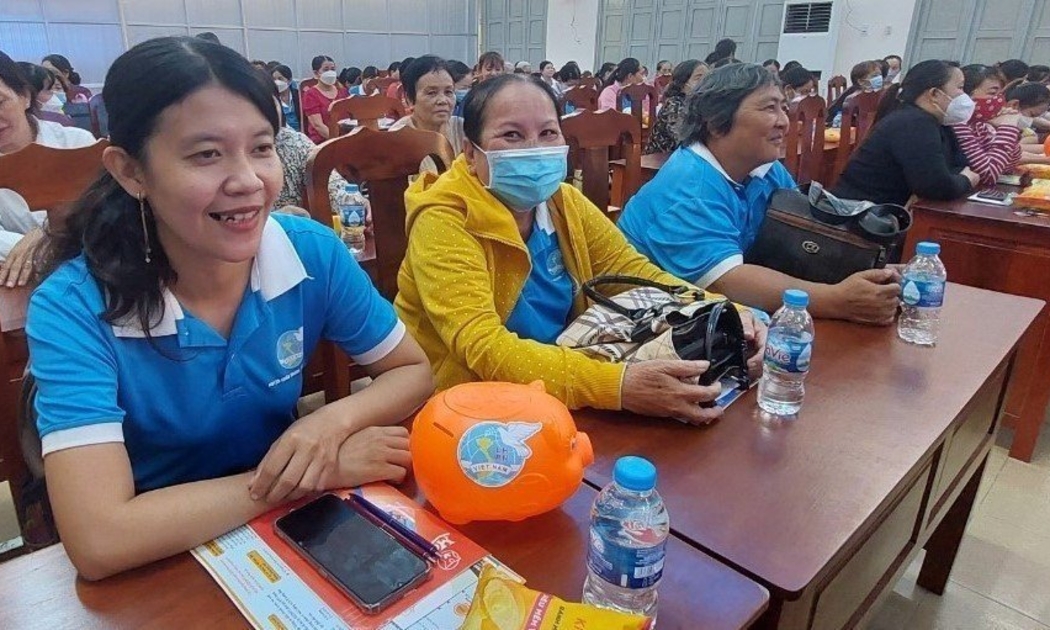 Mô hình nuôi heo đất tiết kiệm tham gia bảo hiểm xã hội tự nguyện tại tỉnh Bến Tre. Ảnh - BHXH Việt Nam.