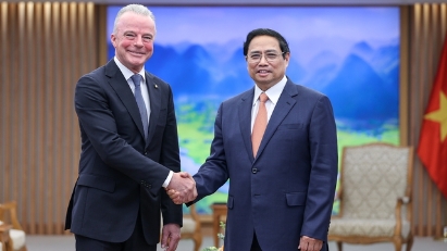 Boeing plans further investment in Vietnam