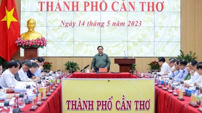 PM asks Can Tho to boost admin reform