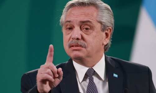 Lạm phát vượt 100%, Argentina tính nâng lãi suất lên gần 100%