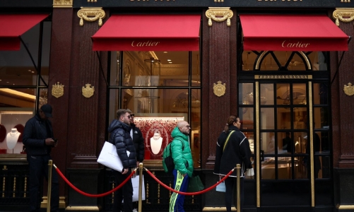 Nghịch lý kinh tế Mỹ: Người tiêu dùng thắt hầu bao, doanh nghiệp vẫn tăng giá