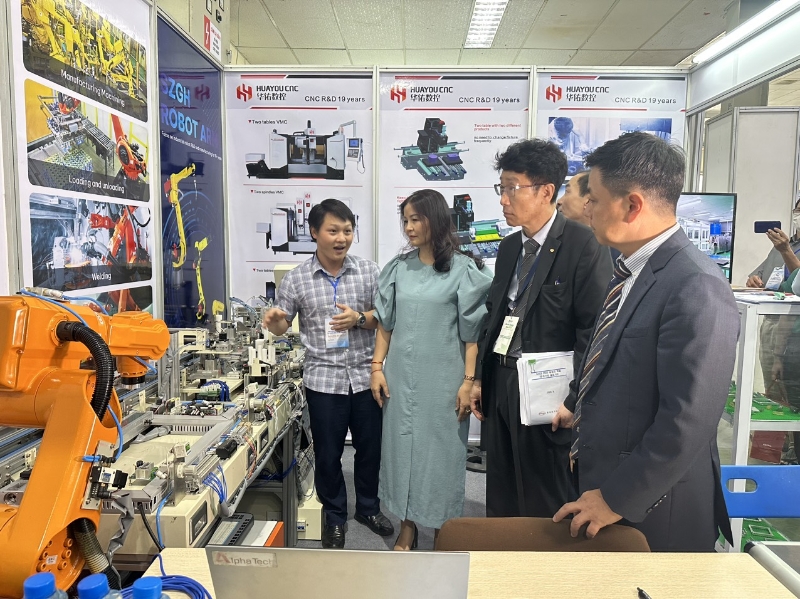 Hanoi Industrial Products, Machinery, Equipment and Automation Fair 2023 opens
