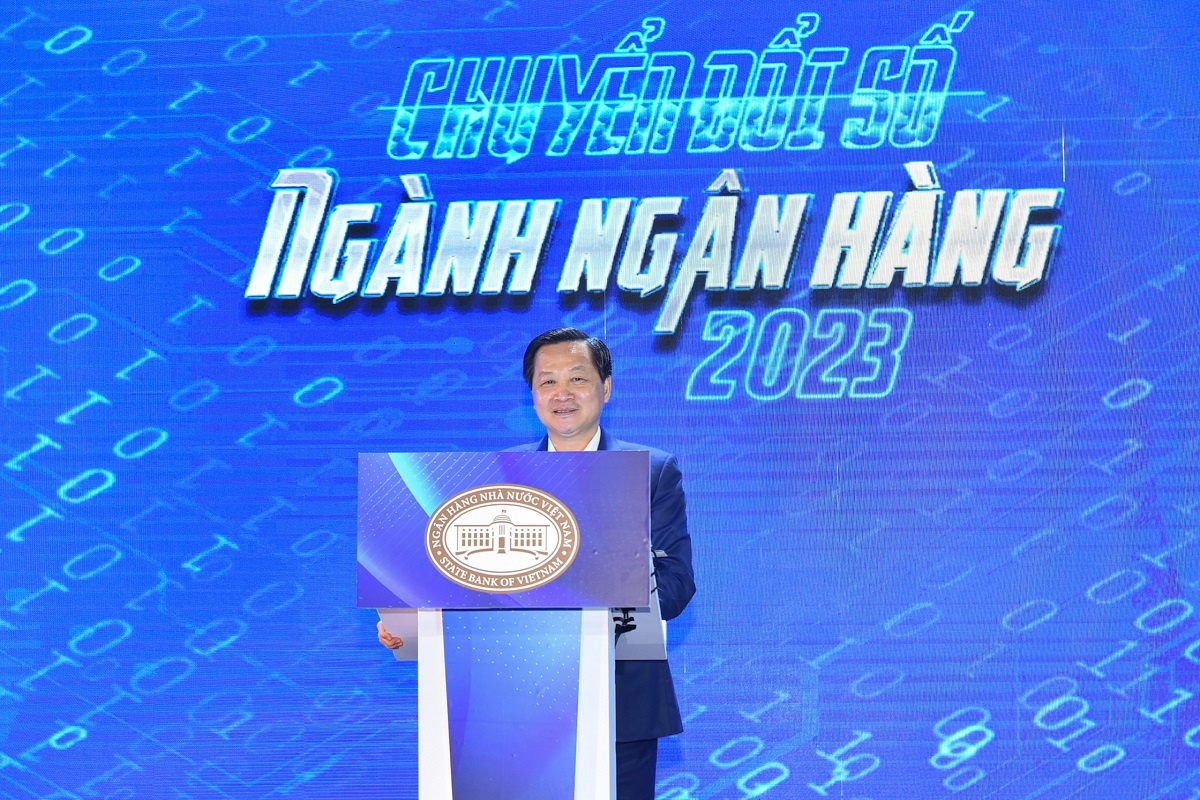 Phó Thủ tướng Lê Minh Khái phát biểu tại sự kiện Ngày chuyển đổi số ngành ngân hàng 2023.