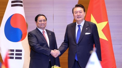 PM suggests Vietnam, RoK to promote trade and investment