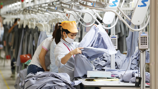 Doanh nghiệp dệt may đợi thị trường “ấm” lên