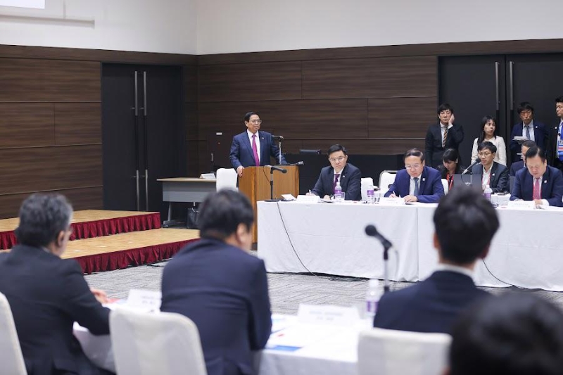 PM calls on Japanese businesses to boost their investment