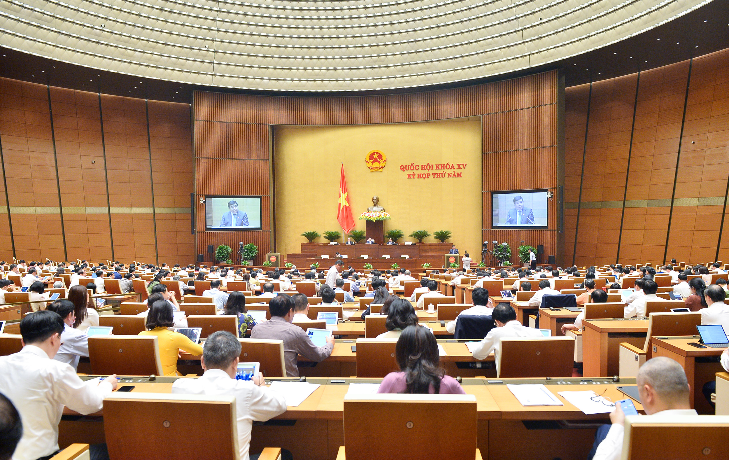 Quang cảnh phi&ecirc;n họp - Ảnh: Quochoi.vn