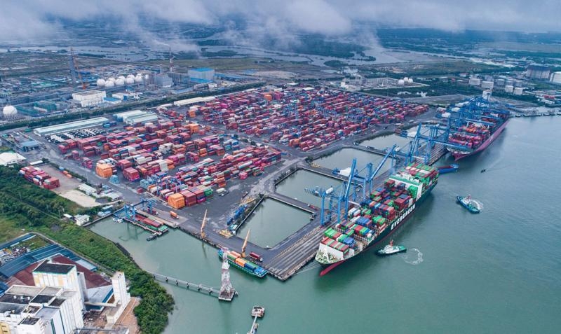 Cargo through seaports continues upwards