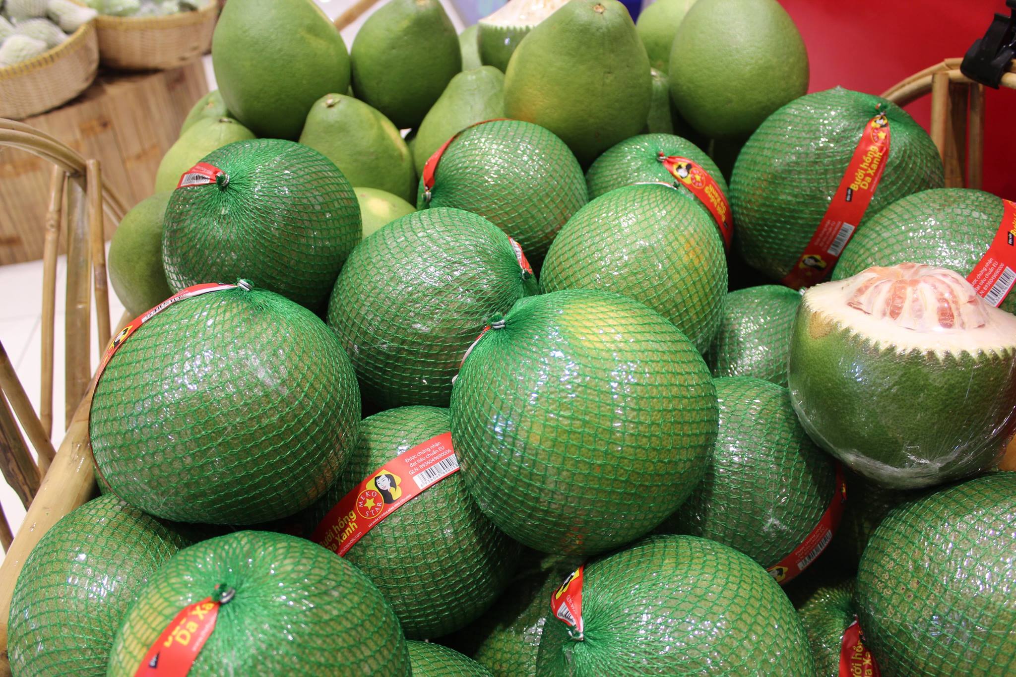 Để một doanh nghiệp đưa n&ocirc;ng sản v&ugrave;ng miền v&agrave;o si&ecirc;u thị c&oacute; nhiều kh&oacute; khăn, từ ti&ecirc;u chuẩn, chất lượng sản phẩm cho đến sản lượng.