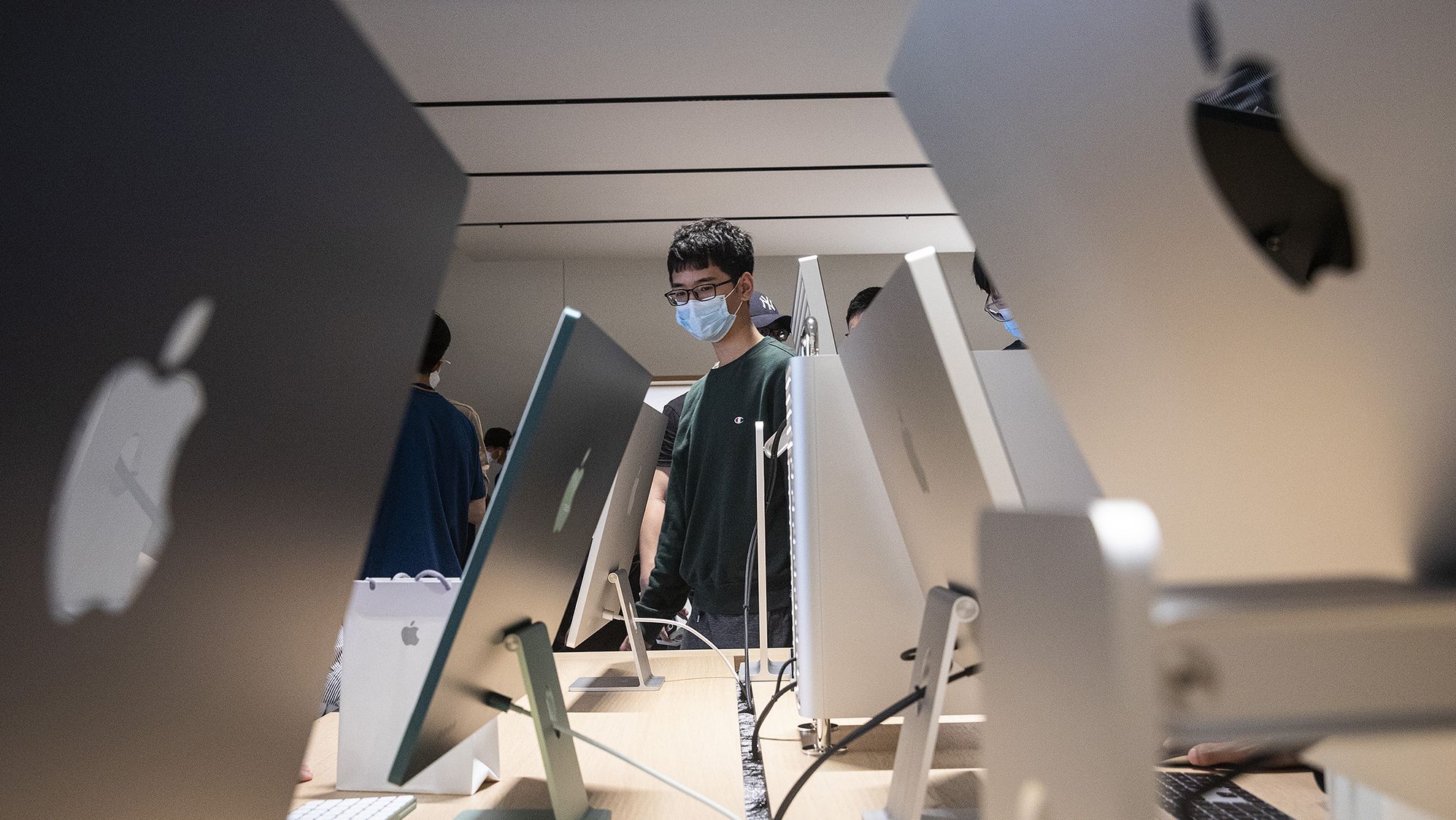 Bên cạnh cơ hội, Apple có thể đối mặt nhiều khó khăn khi mở rộng sang các thị trường mới nổi Đông Nam Á - Ảnh: Getty Images