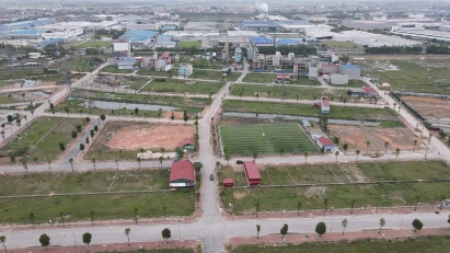 Inspections target delayed public projects to prevent waste