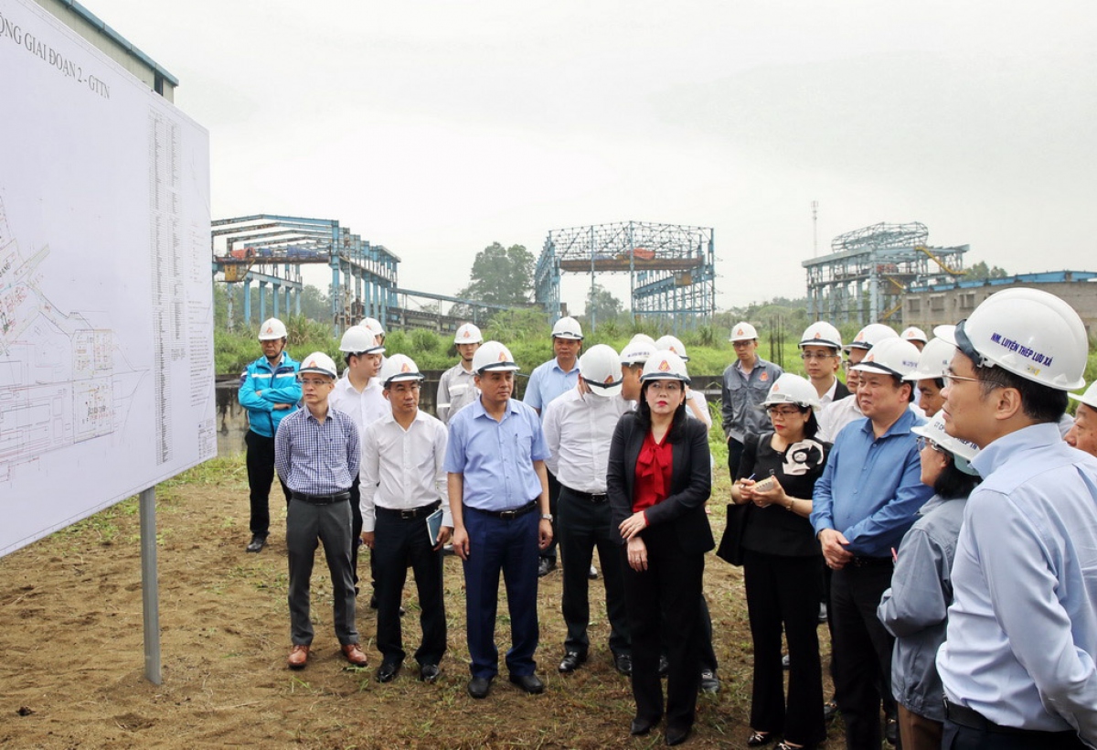 Chủ tịch Ủy ban v&agrave; B&iacute; thư Tỉnh ủy Th&aacute;i Nguy&ecirc;n trực tiếp kiểm tra thực địa tại dự &aacute;n Tisco 2 v&agrave;o ng&agrave;y 18/4 vừa qua.