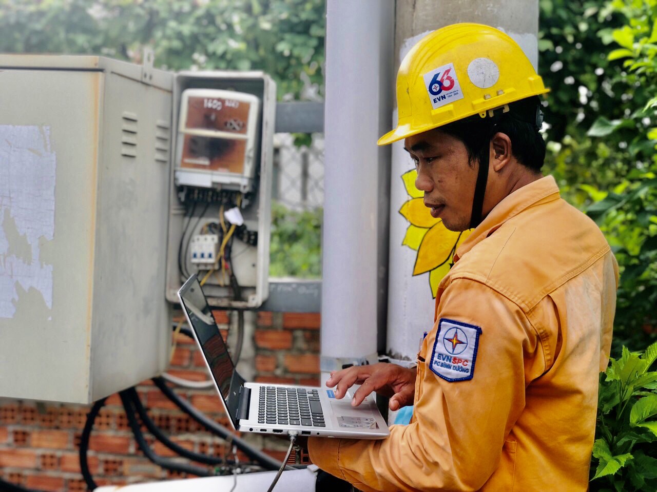 Sửa quy định giá bán lẻ điện sinh hoạt với sinh viên, người lao động thuê nhà có hiệu lực từ ngày 15/6/2023