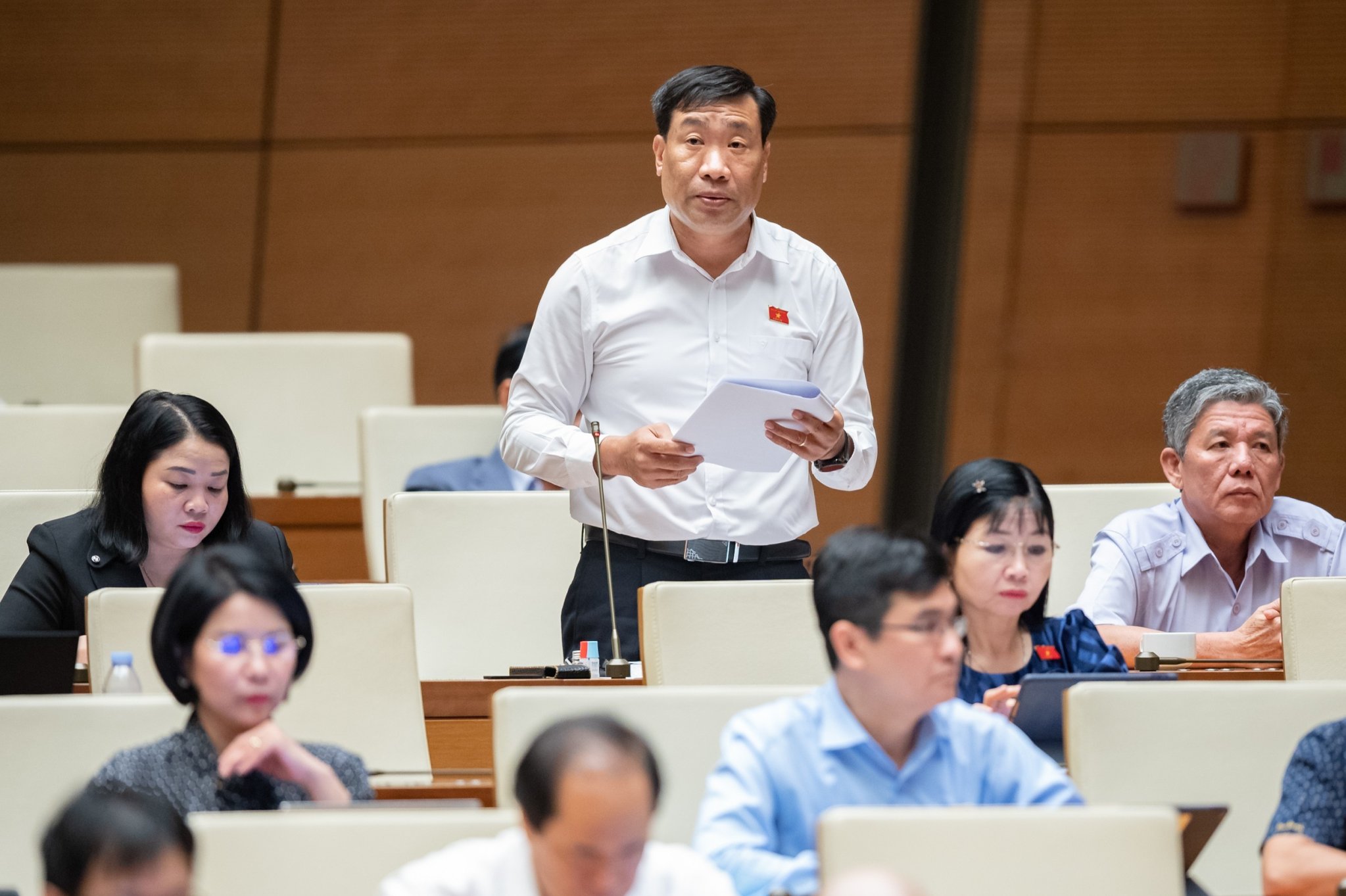 &nbsp;Đại biểu Thạch Phước B&igrave;nh đề nghị quy định chặt chẽ việc chuyển nhượng vốn g&oacute;p của hợp t&aacute;c x&atilde;. Ảnh: Quochoi.vn