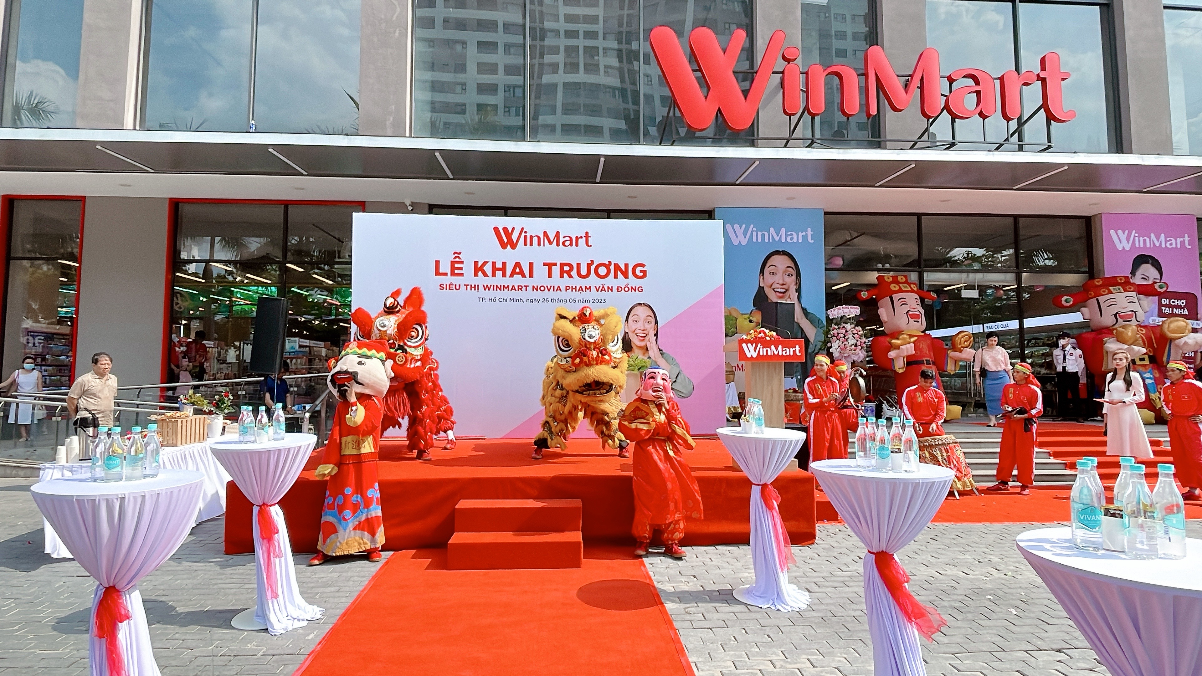 Winmart nằm ngay vị trí đắc địa tại tòa Flora Novia trên đại lộ Phạm Văn Đồng.