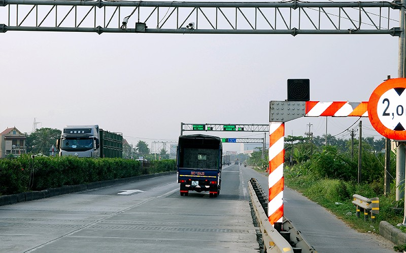 Qua thời gian lắp đặt và thí điểm ban đầu, tình trạng xe quá tải trên tuyến Quốc lộ 5 giảm rõ rệt.