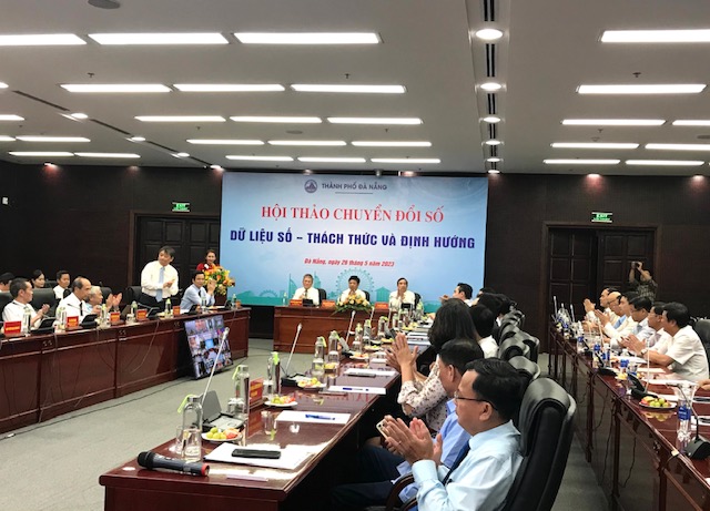 Quang cảnh Hội thảochuyển đổi số chủ đề “Dữ liệu số - Thách thức và định hướng”.