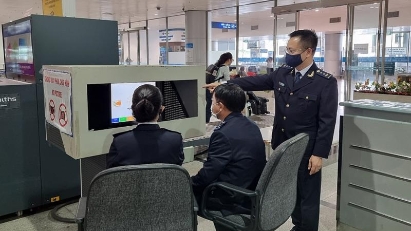 Customs departments work to prevent smuggling by air