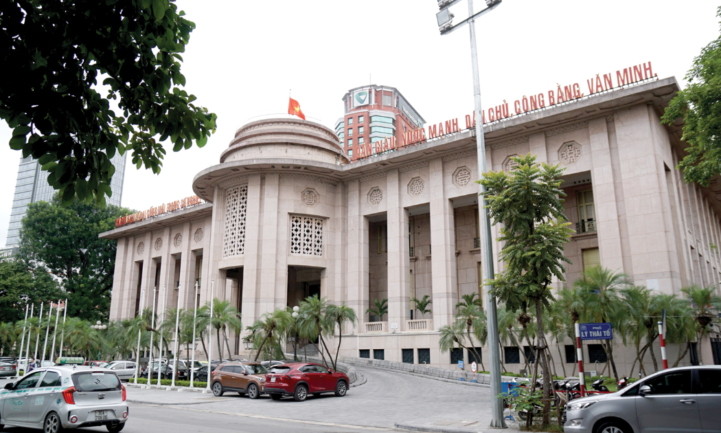 Các chuyên gia đề xuất tăng quyền giám sát cho Ngân hàng Nhà nước để 