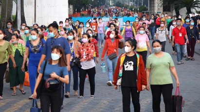 Many businesses planning to cut workers