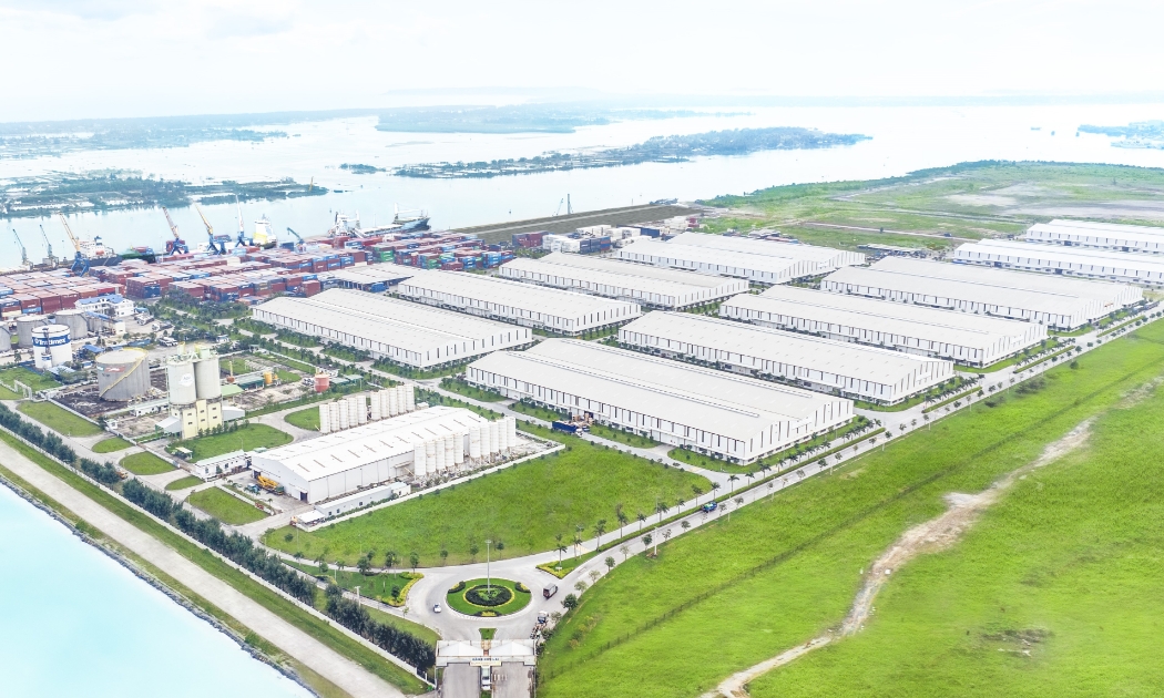 Tổng quan hệ thống kho, bãi cảng rộng gần 300,000m2 tại Cảng Chu Lai.