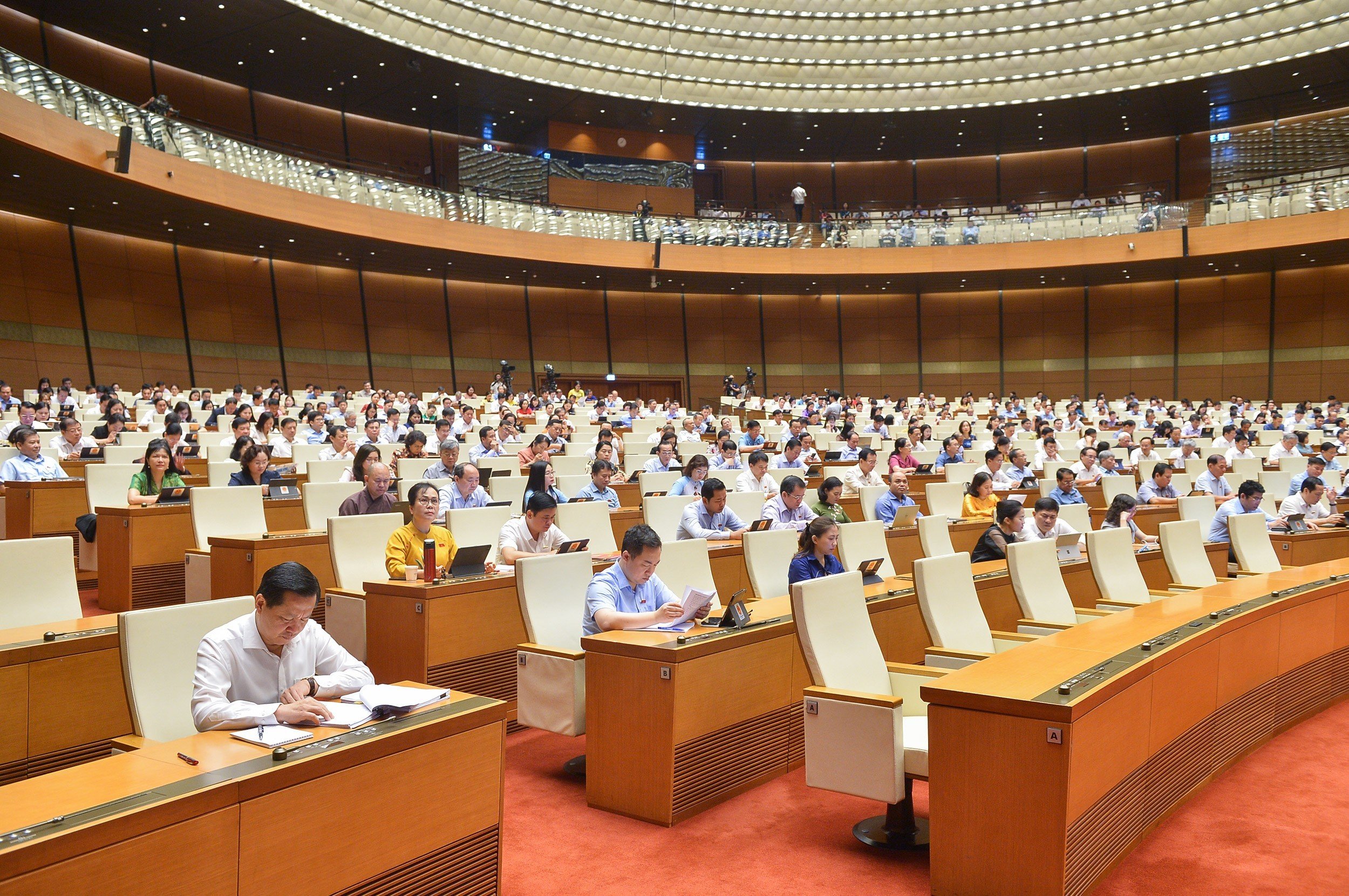 Các đại biểu tham gia phiên thảo luận - Ảnh: Quochoi.vn