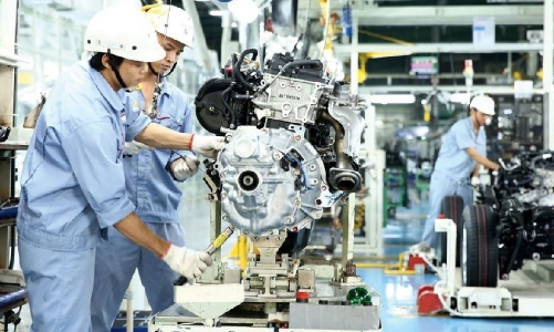 PMI tiếp tục giảm điểm, ngành sản xuất Việt Nam chưa hết khó khăn