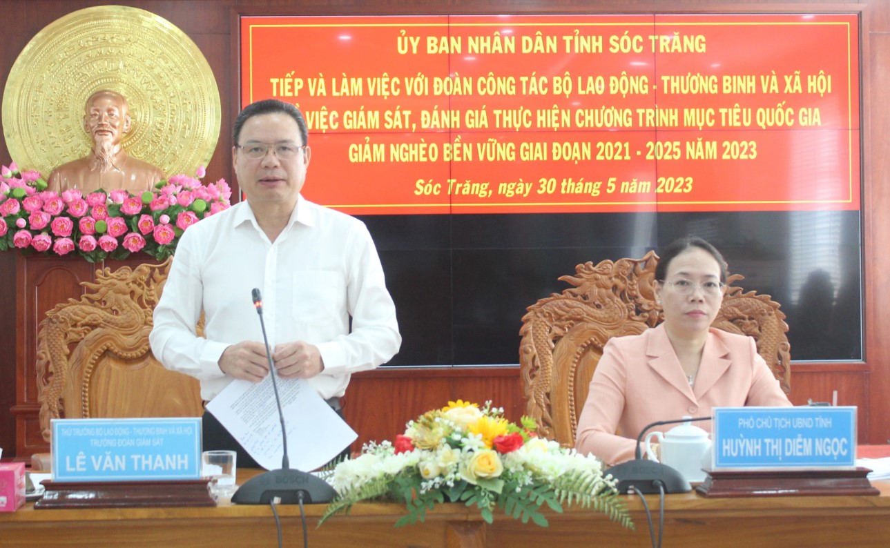 Thứ trưởng Lê Văn Thanh làm việc với tỉnh Sóc Trăng. Ảnh - MOLISA.