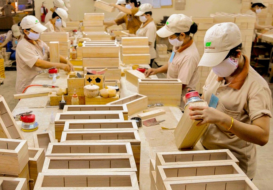 Gỗ và sản phẩm gỗ là mặt hàng có kim ngạch xuất khẩu lớn sang Trung Quốc.